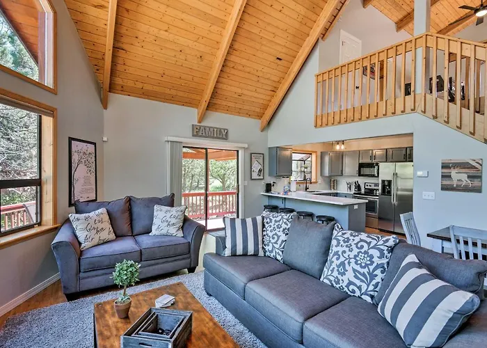 Modern Mountain Chalet: Retreat W/ Deck * Munds Park