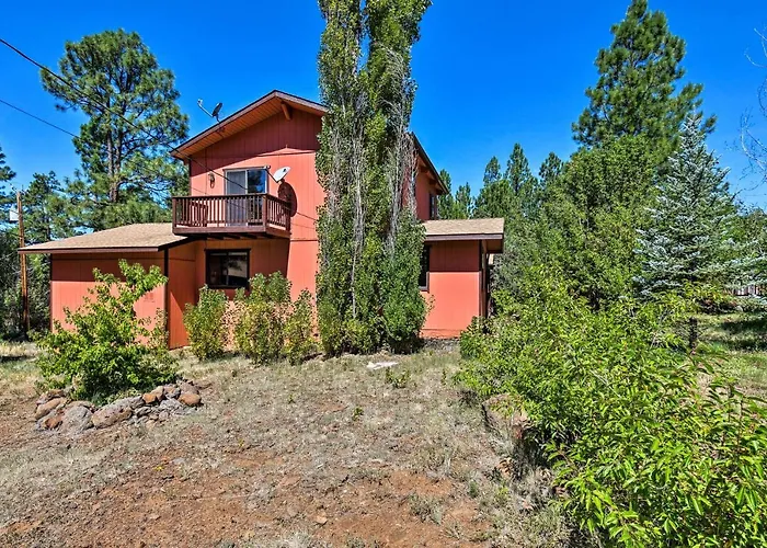 Modern Mountain Chalet: Retreat W/ Deck * Munds Park